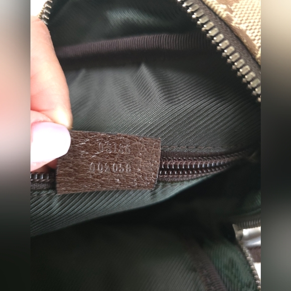 Gucci Shoulder Messenger Canvas Crossbody Bag - Picture 10 of 16